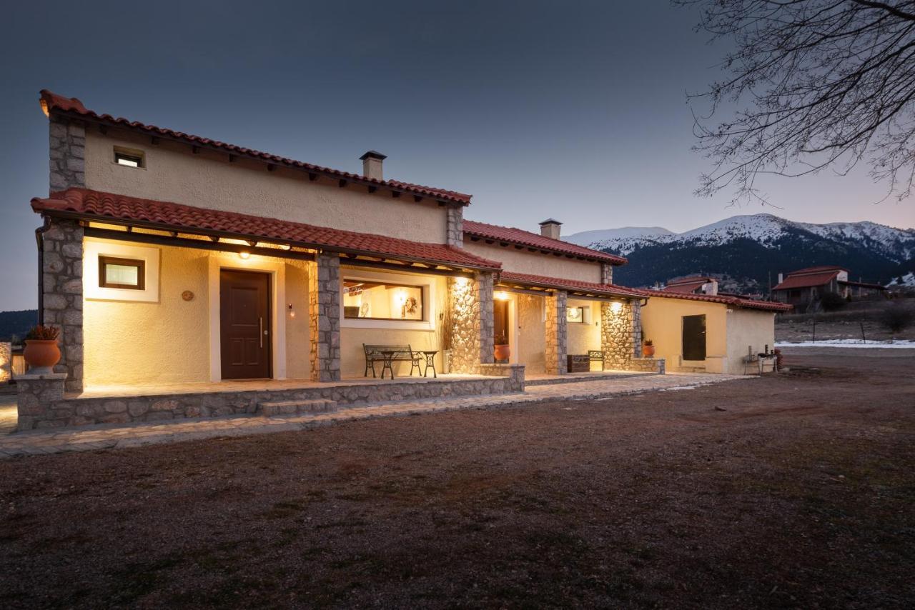 Chalet Renata 2 Livadi Arachovas Kalívia Exteriör bild