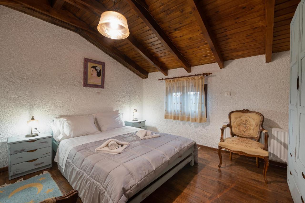 Chalet Renata 2 Livadi Arachovas Kalívia Exteriör bild