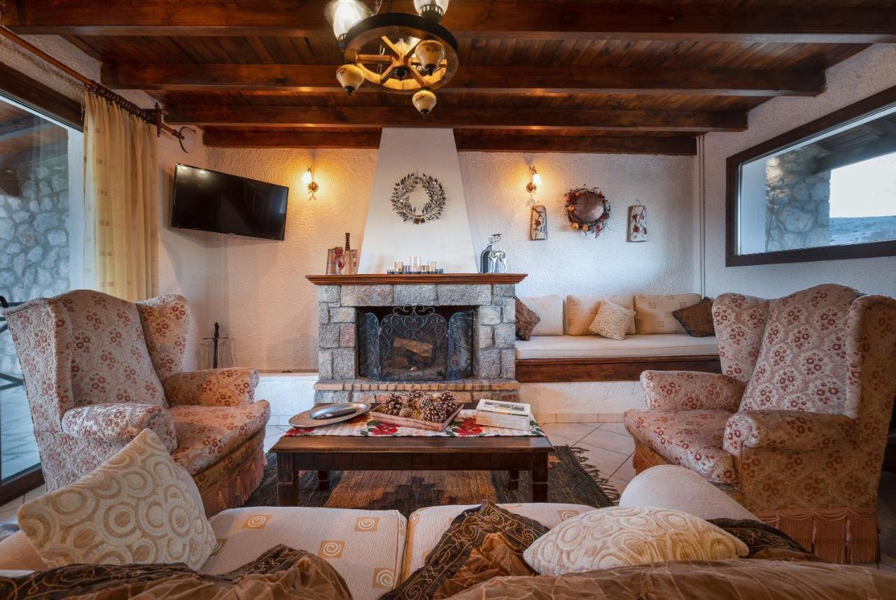 Chalet Renata 2 Livadi Arachovas Kalívia Exteriör bild