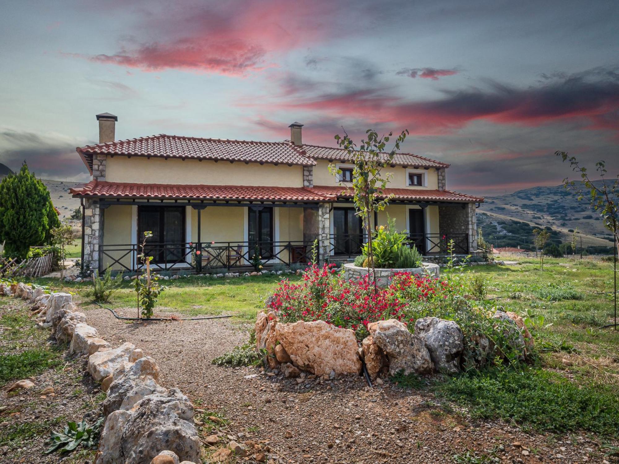 Chalet Renata 2 Livadi Arachovas Kalívia Exteriör bild
